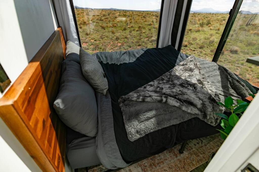 Grand Canyon Stargazing Off-Grid Tiny Home Valle Dış mekan fotoğraf